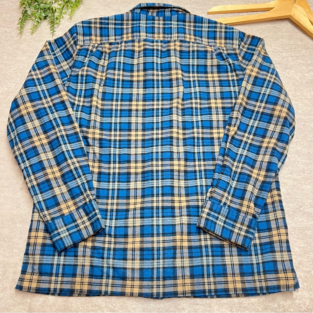 Filson Elk Heights Camp Flannel Button Down Shirt Sz S EUC Camping Hiking Trail - Picture 7 of 7